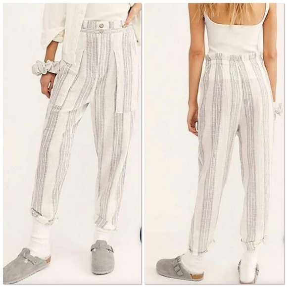 Free People Pants - Free People Semi Sweet paper bag waist pants in Ivory Combo white navy